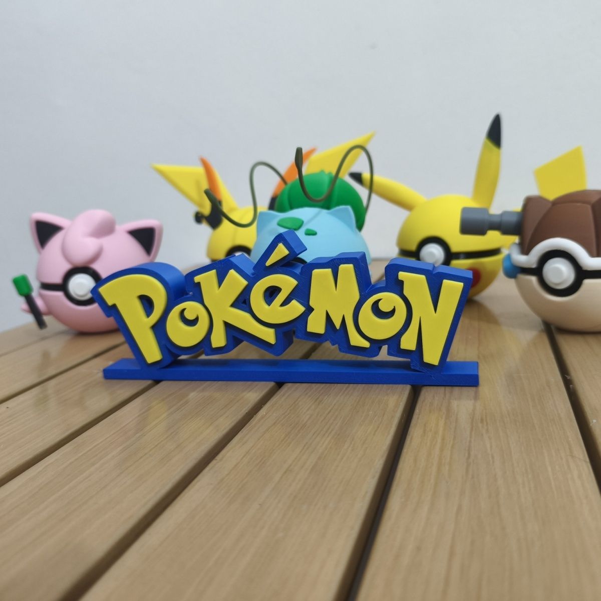 Pokemon Anime Merchandise - Pokemon Standee Logo-Displayfigur, neues Modell, Anime-Merchandise,